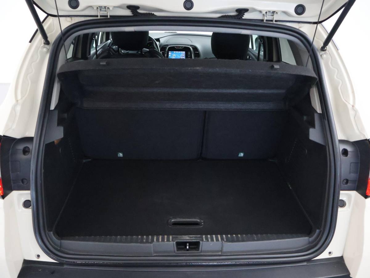Renault Captur Renault Captur 1.2 TCe TWO-TONE DYNAMIQUE AUTOMAAT + CAMERA | TREKHAAK | KEYLESS | NAVIGATIE