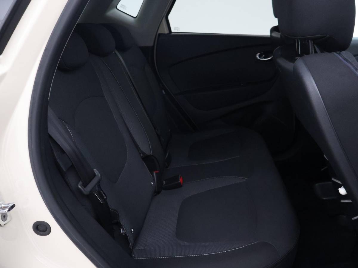 Renault Captur Renault Captur 1.2 TCe TWO-TONE DYNAMIQUE AUTOMAAT + CAMERA | TREKHAAK | KEYLESS | NAVIGATIE