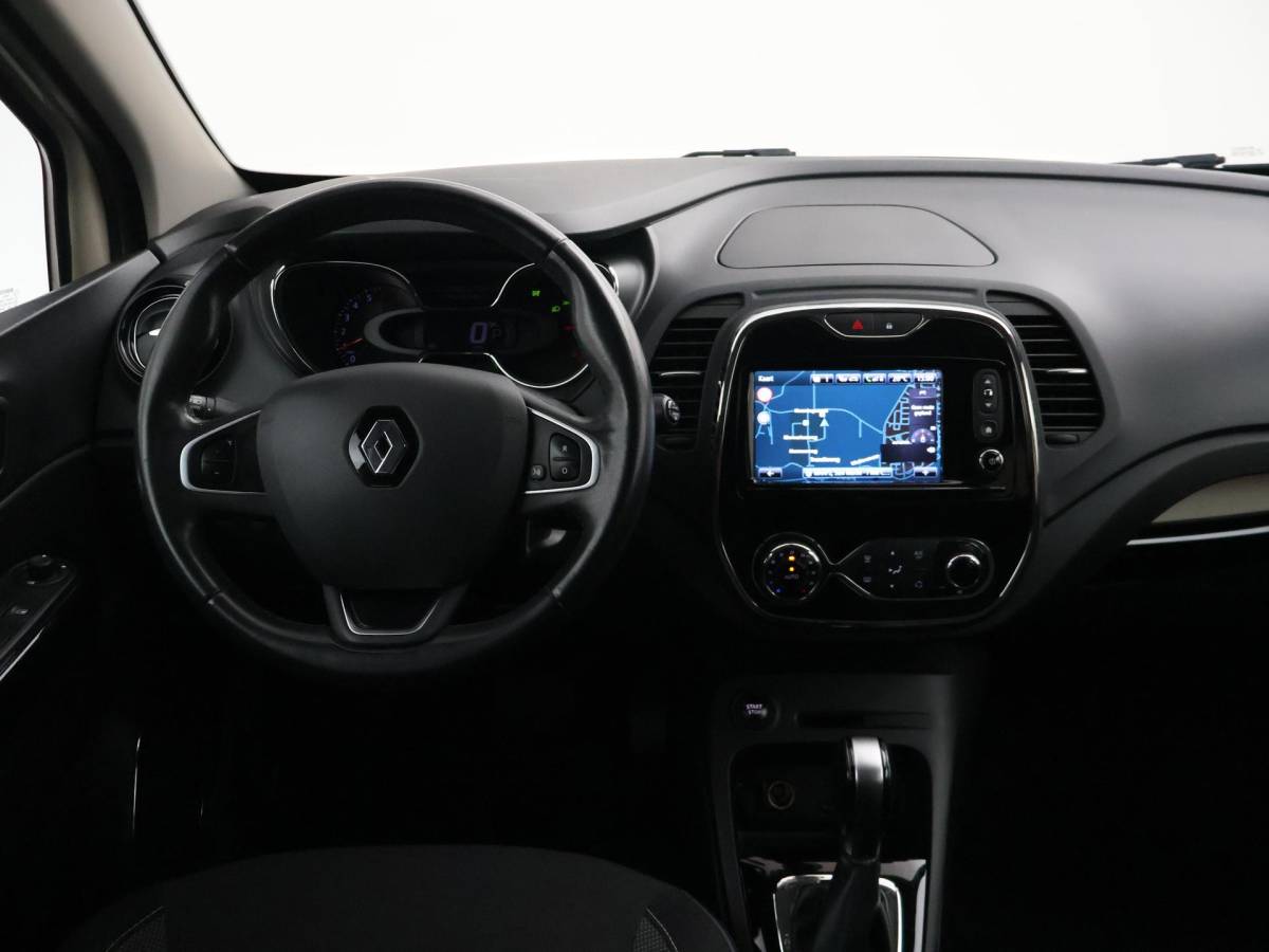 Renault Captur Renault Captur 1.2 TCe TWO-TONE DYNAMIQUE AUTOMAAT + CAMERA | TREKHAAK | KEYLESS | NAVIGATIE