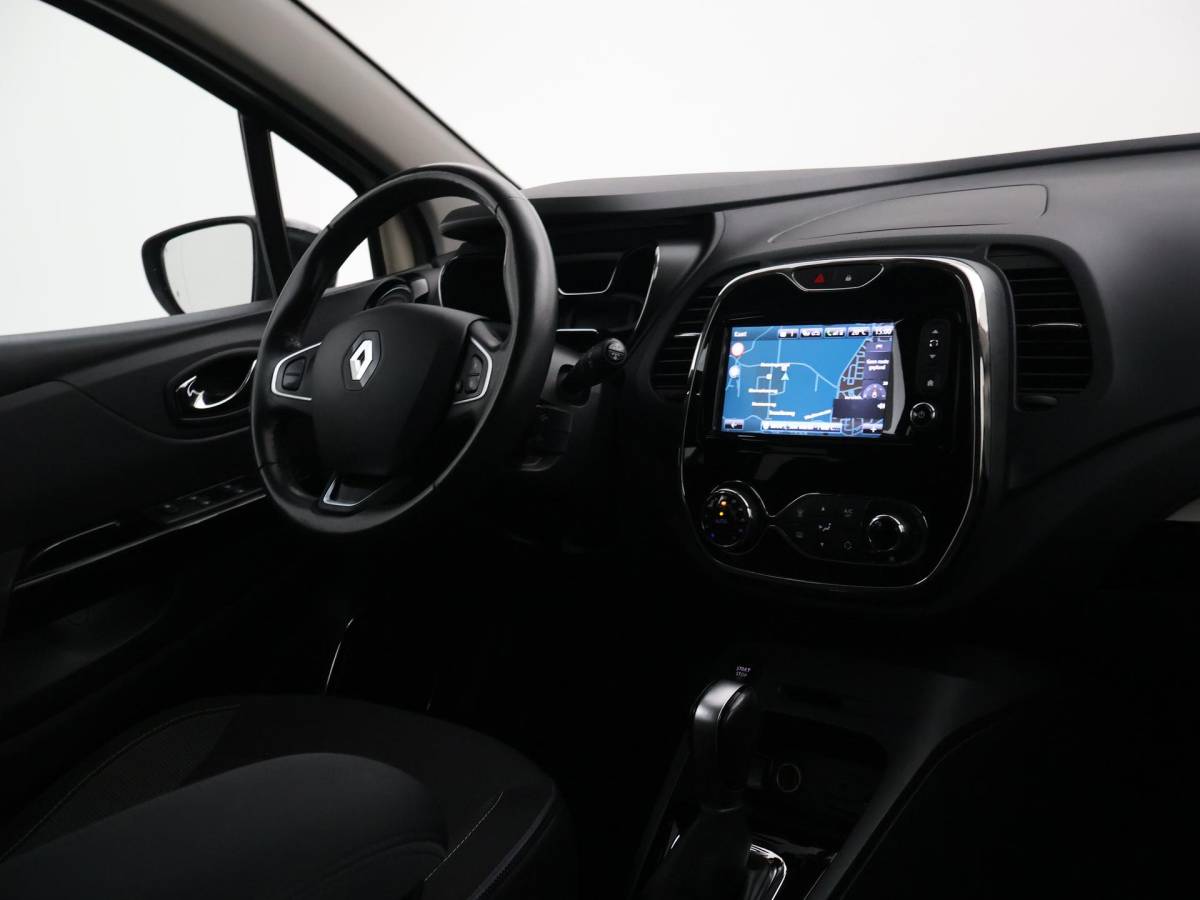 Renault Captur Renault Captur 1.2 TCe TWO-TONE DYNAMIQUE AUTOMAAT + CAMERA | TREKHAAK | KEYLESS | NAVIGATIE
