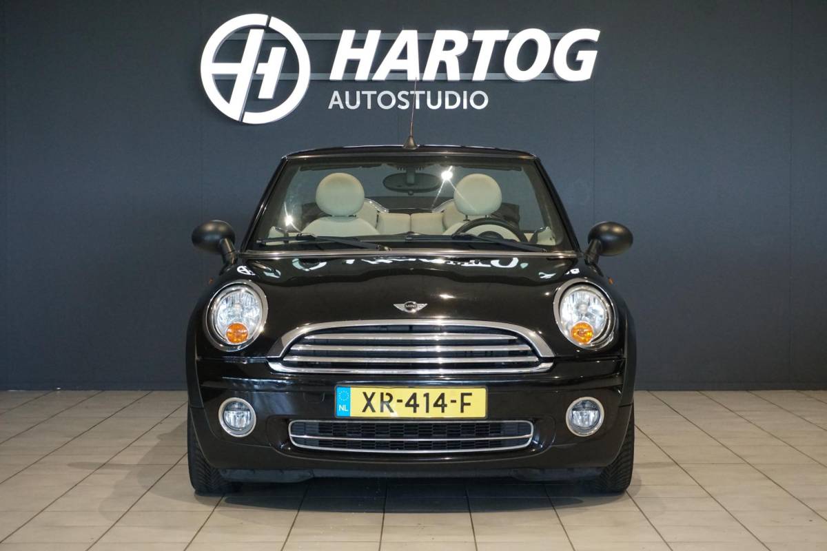MINI One Cabrio MINI Cabrio 1.6 One Chili + LEDER / PDC