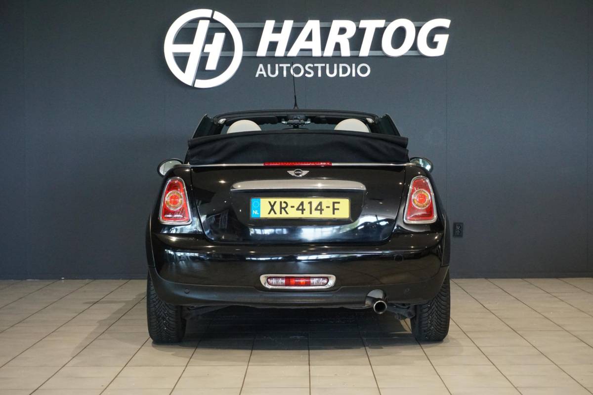 MINI One Cabrio MINI Cabrio 1.6 One Chili + LEDER / PDC