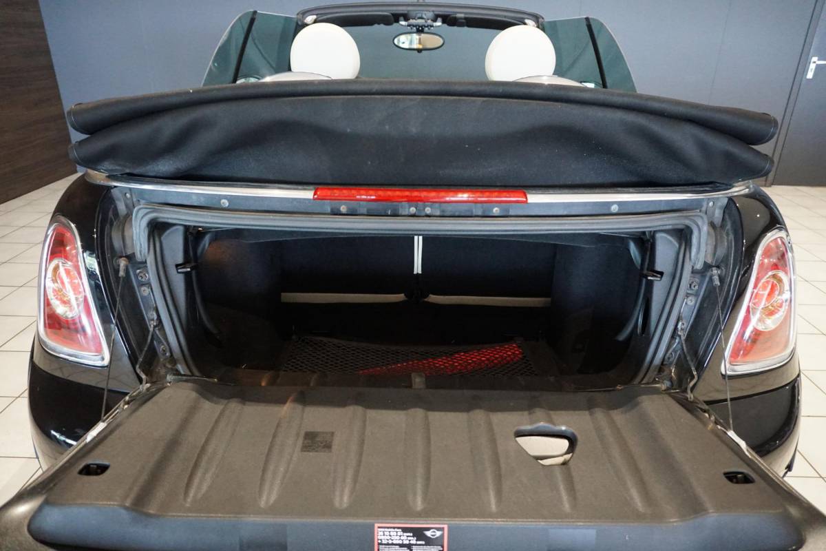 MINI One Cabrio MINI Cabrio 1.6 One Chili + LEDER / PDC