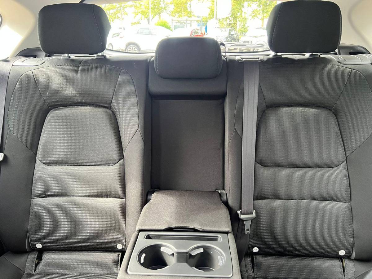 Mazda CX-5 Mazda CX-5 2.0 SkyActiv-G 165 Comfort AUTOMAAT | TREKHAAK | NED.AUTO | DEALER ONDERHOUDEN | APPLE CARPLAY/ANDROID AUTO | STOEL- en STUURVERWARMING | FULL MAPP NAVIGATIE | 19″LM VELGEN |