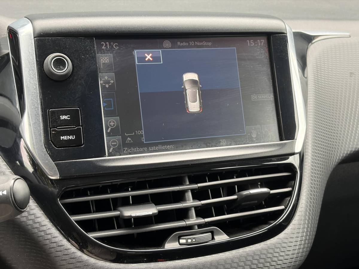 Peugeot 2008 Peugeot 2008 1.2 PureTech Blue Lion ✓D-riem vv in 10-2025✓Navi✓110pk✓Carplay✓Airco✓Cruise✓Pdc✓N.A.P✓Apk tot 12-2026
