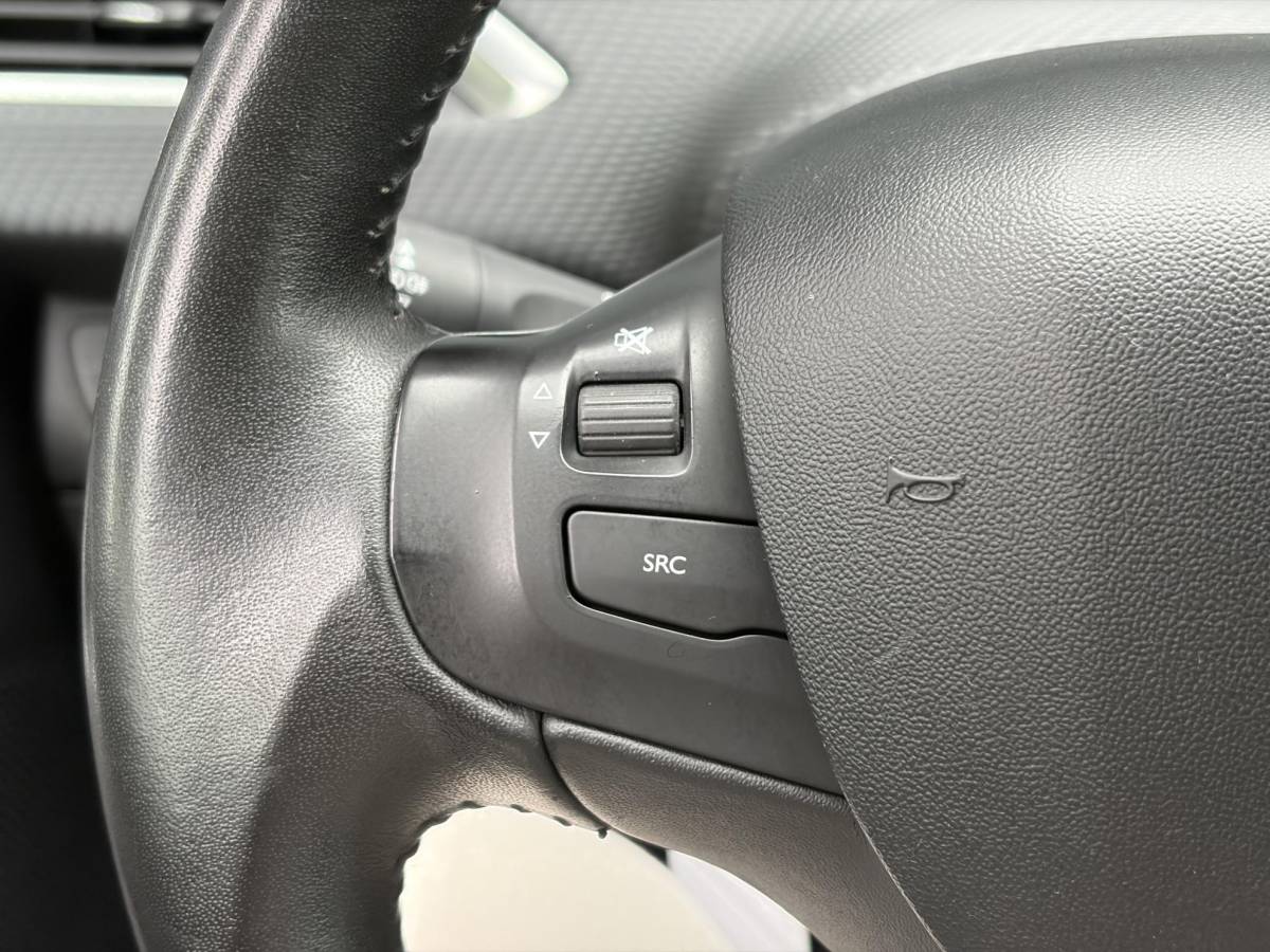 Peugeot 2008 Peugeot 2008 1.2 PureTech Blue Lion ✓D-riem vv in 10-2025✓Navi✓110pk✓Carplay✓Airco✓Cruise✓Pdc✓N.A.P✓Apk tot 12-2026