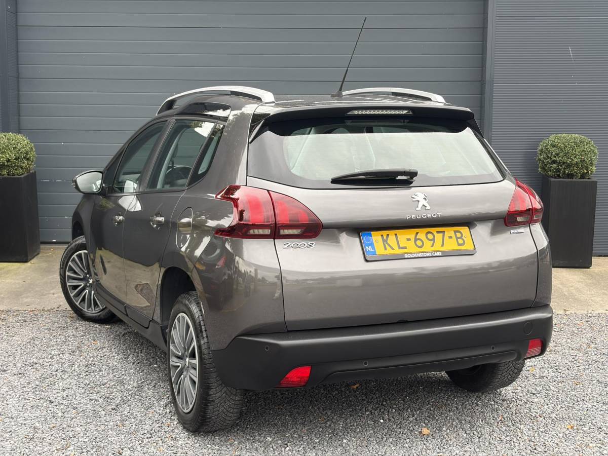 Peugeot 2008 Peugeot 2008 1.2 PureTech Blue Lion ✓D-riem vv in 10-2025✓Navi✓110pk✓Carplay✓Airco✓Cruise✓Pdc✓N.A.P✓Apk tot 12-2026