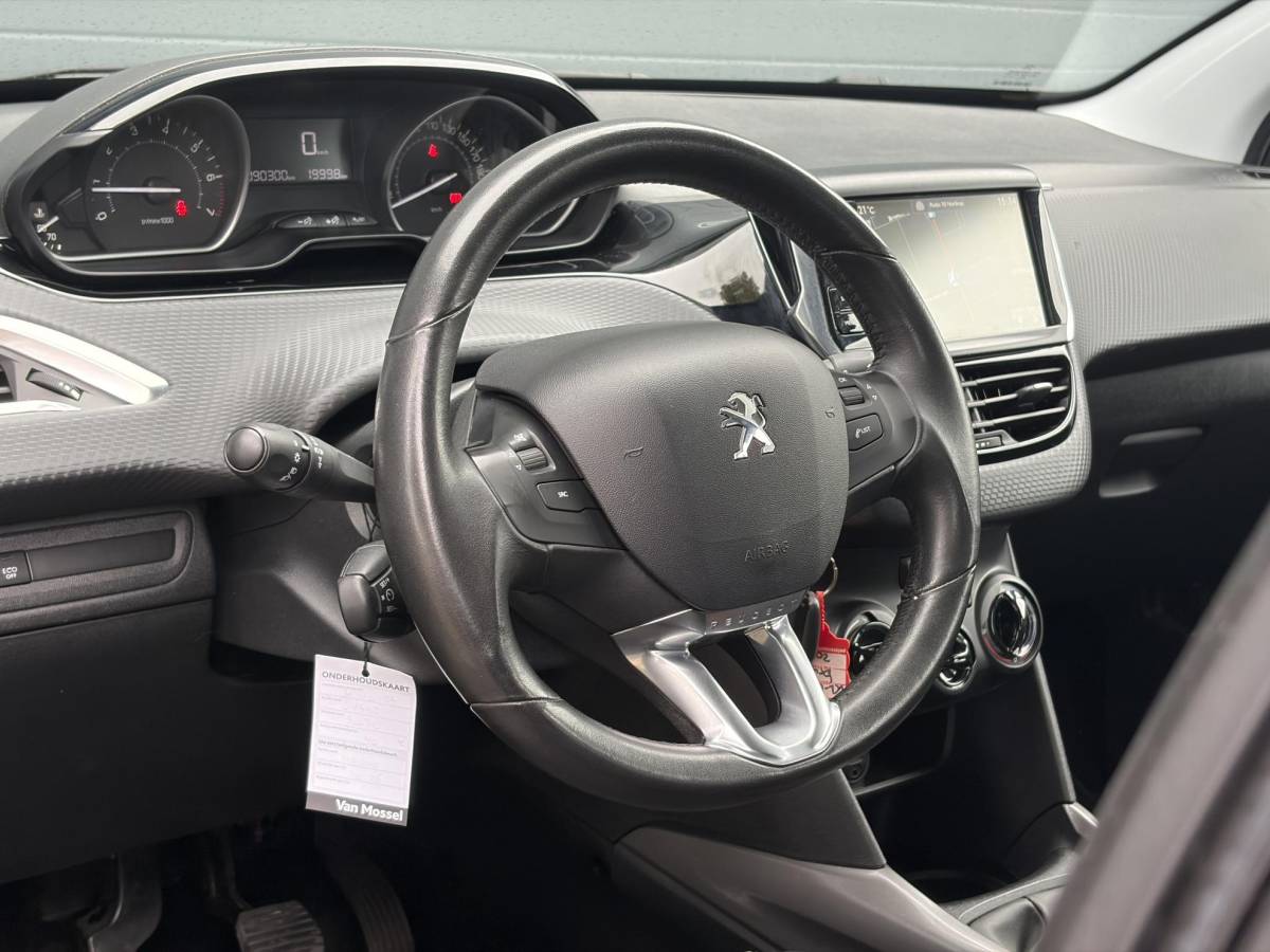 Peugeot 2008 Peugeot 2008 1.2 PureTech Blue Lion ✓D-riem vv in 10-2025✓Navi✓110pk✓Carplay✓Airco✓Cruise✓Pdc✓N.A.P✓Apk tot 12-2026