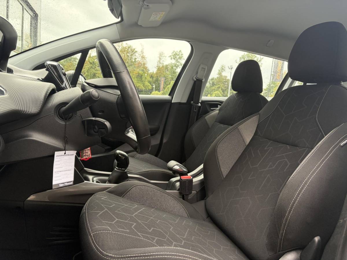 Peugeot 2008 Peugeot 2008 1.2 PureTech Blue Lion ✓D-riem vv in 10-2025✓Navi✓110pk✓Carplay✓Airco✓Cruise✓Pdc✓N.A.P✓Apk tot 12-2026