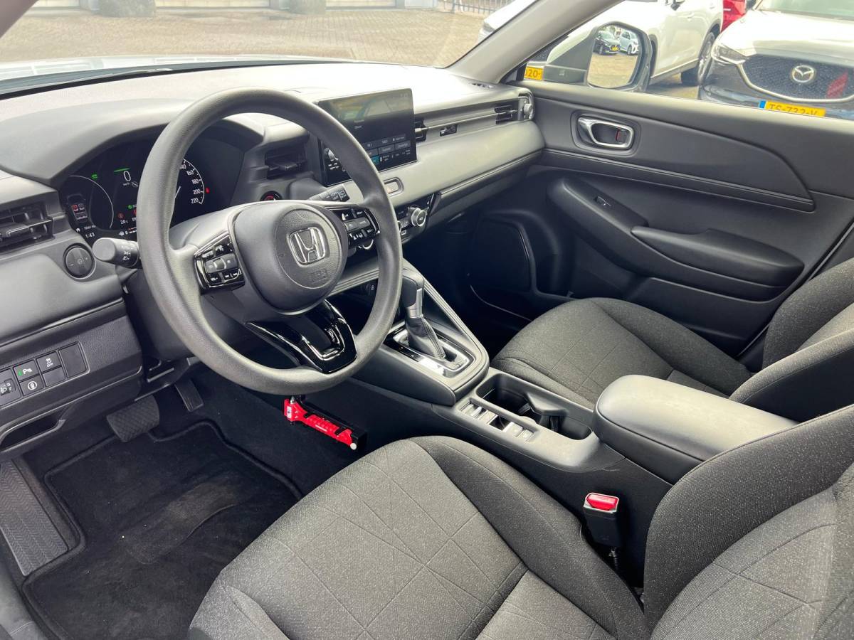 Honda HR-V Honda HR-V 1.5 e:HEV Elegance AUTOMAAT | FULL HYBRID | A. CAMERA | APPLE CARPLAY/ANDROID AUTO | STOELVERWARMING | FULL MAPP NAVIGATIE | NED. AUTO | 1e EIGENAAR |