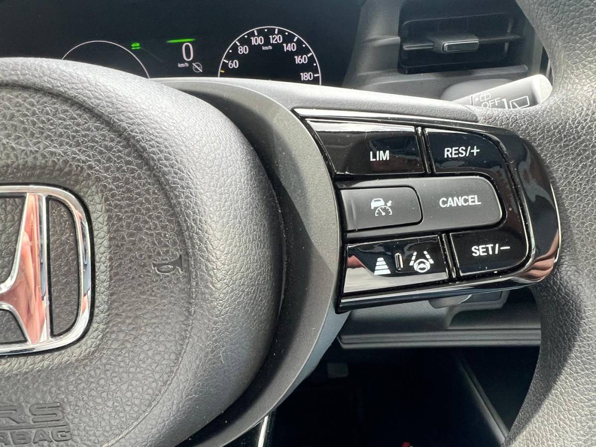 Honda HR-V Honda HR-V 1.5 e:HEV Elegance AUTOMAAT | FULL HYBRID | A. CAMERA | APPLE CARPLAY/ANDROID AUTO | STOELVERWARMING | FULL MAPP NAVIGATIE | NED. AUTO | 1e EIGENAAR |