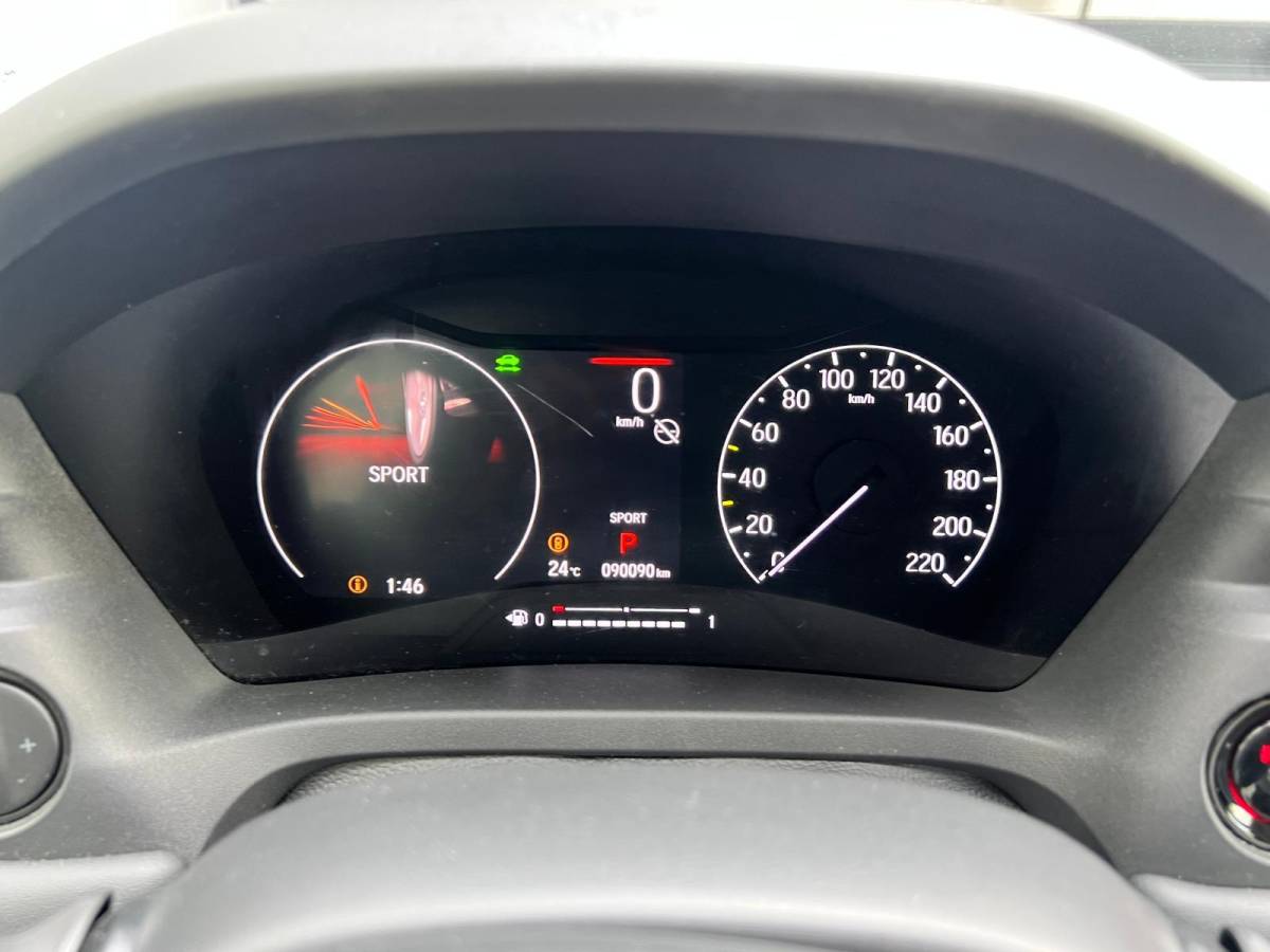 Honda HR-V Honda HR-V 1.5 e:HEV Elegance AUTOMAAT | FULL HYBRID | A. CAMERA | APPLE CARPLAY/ANDROID AUTO | STOELVERWARMING | FULL MAPP NAVIGATIE | NED. AUTO | 1e EIGENAAR |