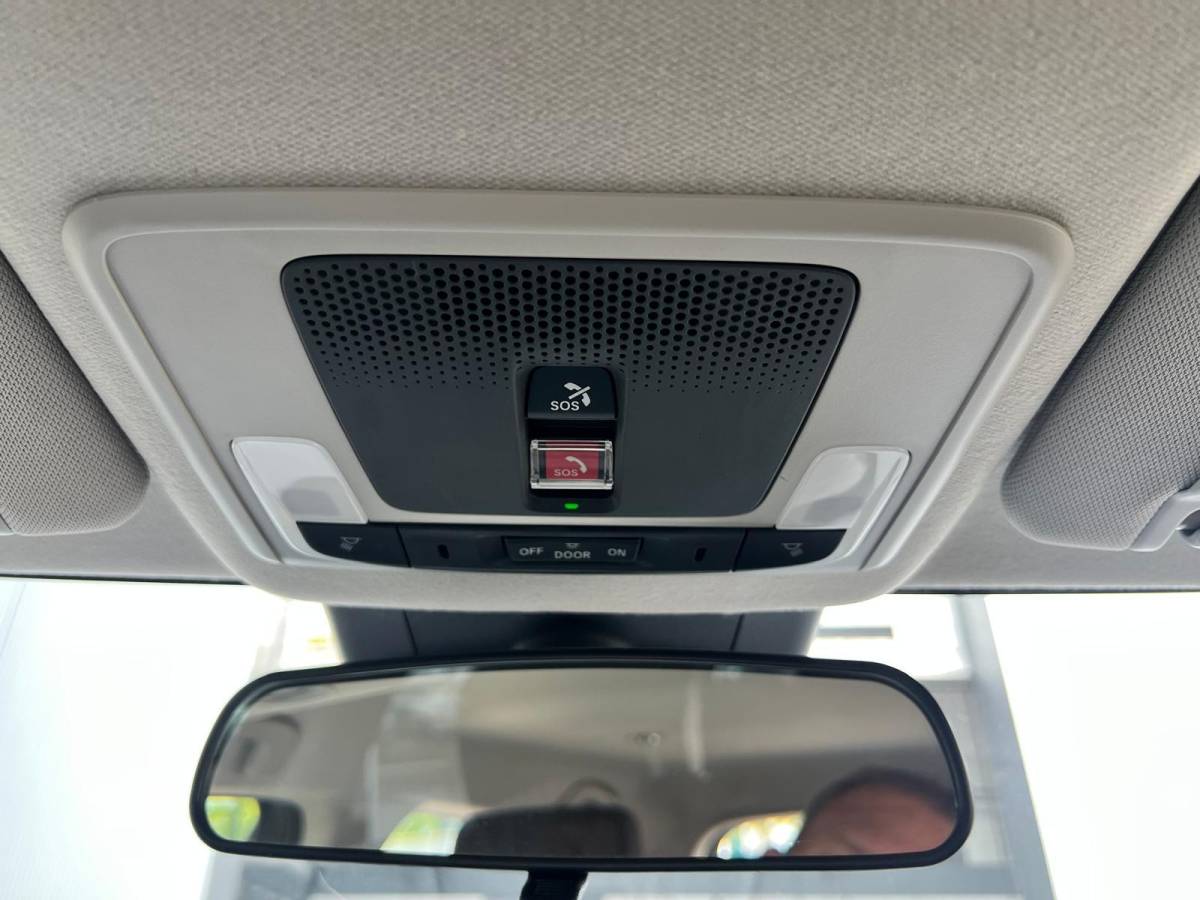 Honda HR-V Honda HR-V 1.5 e:HEV Elegance AUTOMAAT | FULL HYBRID | A. CAMERA | APPLE CARPLAY/ANDROID AUTO | STOELVERWARMING | FULL MAPP NAVIGATIE | NED. AUTO | 1e EIGENAAR |