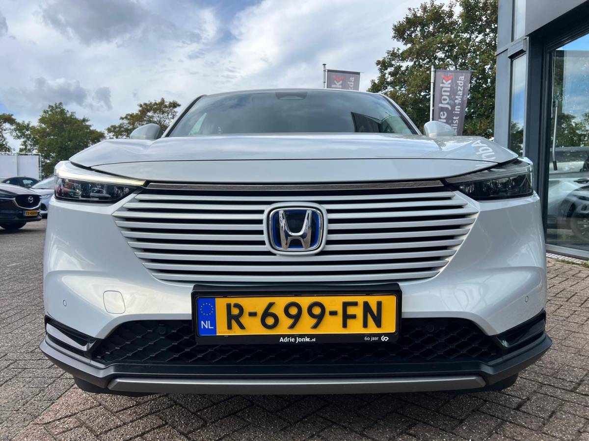 Honda HR-V Honda HR-V 1.5 e:HEV Elegance AUTOMAAT | FULL HYBRID | A. CAMERA | APPLE CARPLAY/ANDROID AUTO | STOELVERWARMING | FULL MAPP NAVIGATIE | NED. AUTO | 1e EIGENAAR |