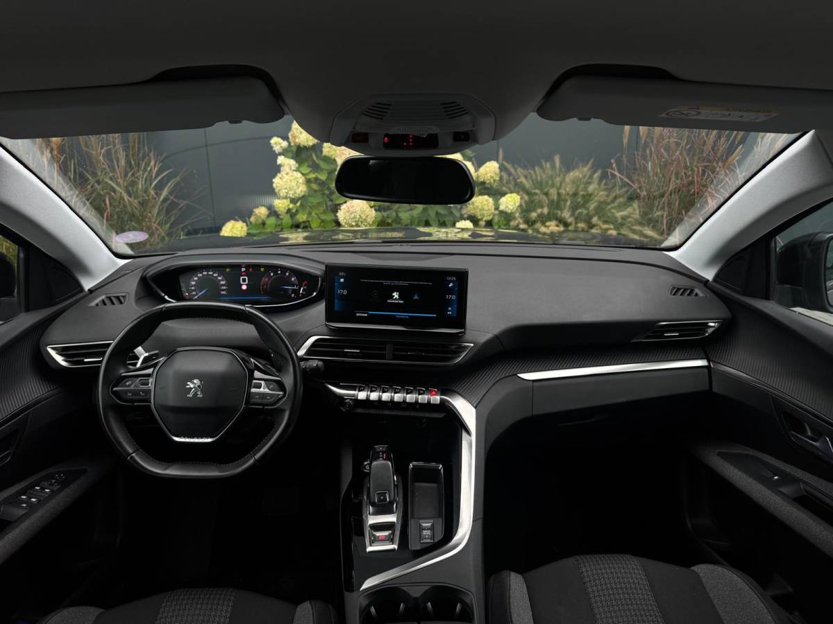 Peugeot 3008 Peugeot 3008 1.2 PureTech Active Pack | 12-2021 | Camera | Cruise
