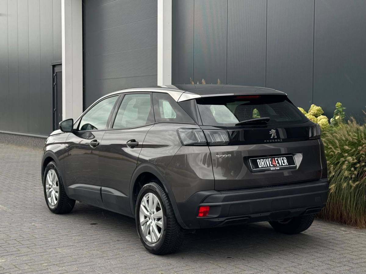 Peugeot 3008 Peugeot 3008 1.2 PureTech Active Pack | 12-2021 | Camera | Cruise
