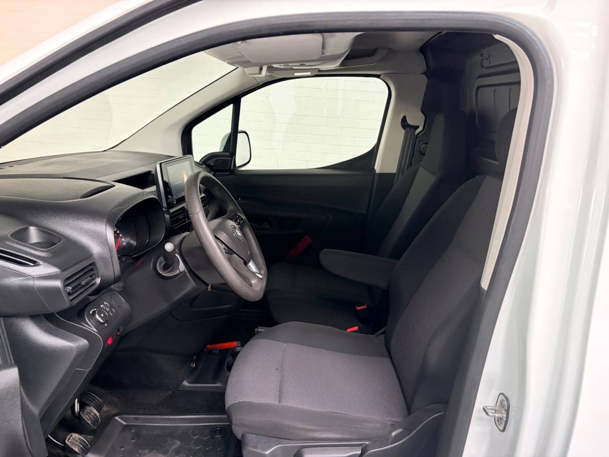 Opel Combo Opel Combo L2H1 Servicewagen 1.5D 100pk Edition, Sortimo inrichting, Groot scherm/navigatie, Trekhaak, RIJKLAARPRIJS!