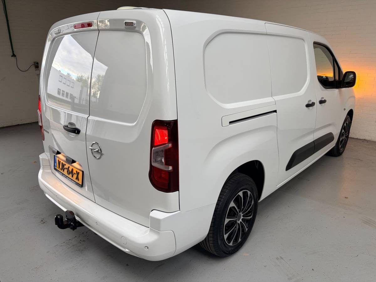 Opel Combo Opel Combo L2H1 Servicewagen 1.5D 100pk Edition, Sortimo inrichting, Groot scherm/navigatie, Trekhaak, RIJKLAARPRIJS!