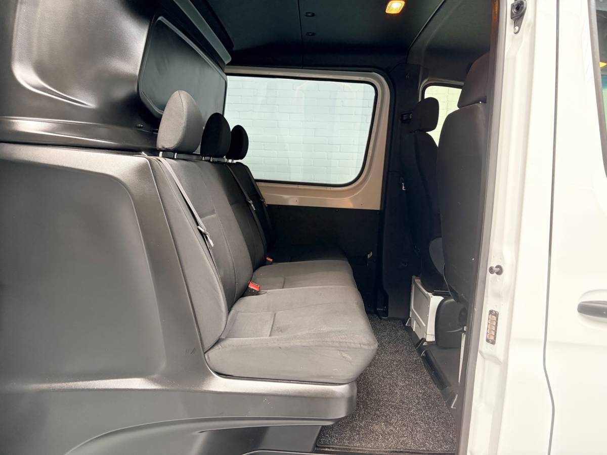 Mercedes-Benz Sprinter Mercedes-Benz Sprinter Dubbel Cabine Automaat 315 1.9 CDI 150pk L2H1 Imperiaal, Inrichting, Omvormer, Trekhaak, RIJKLAARPRIJS