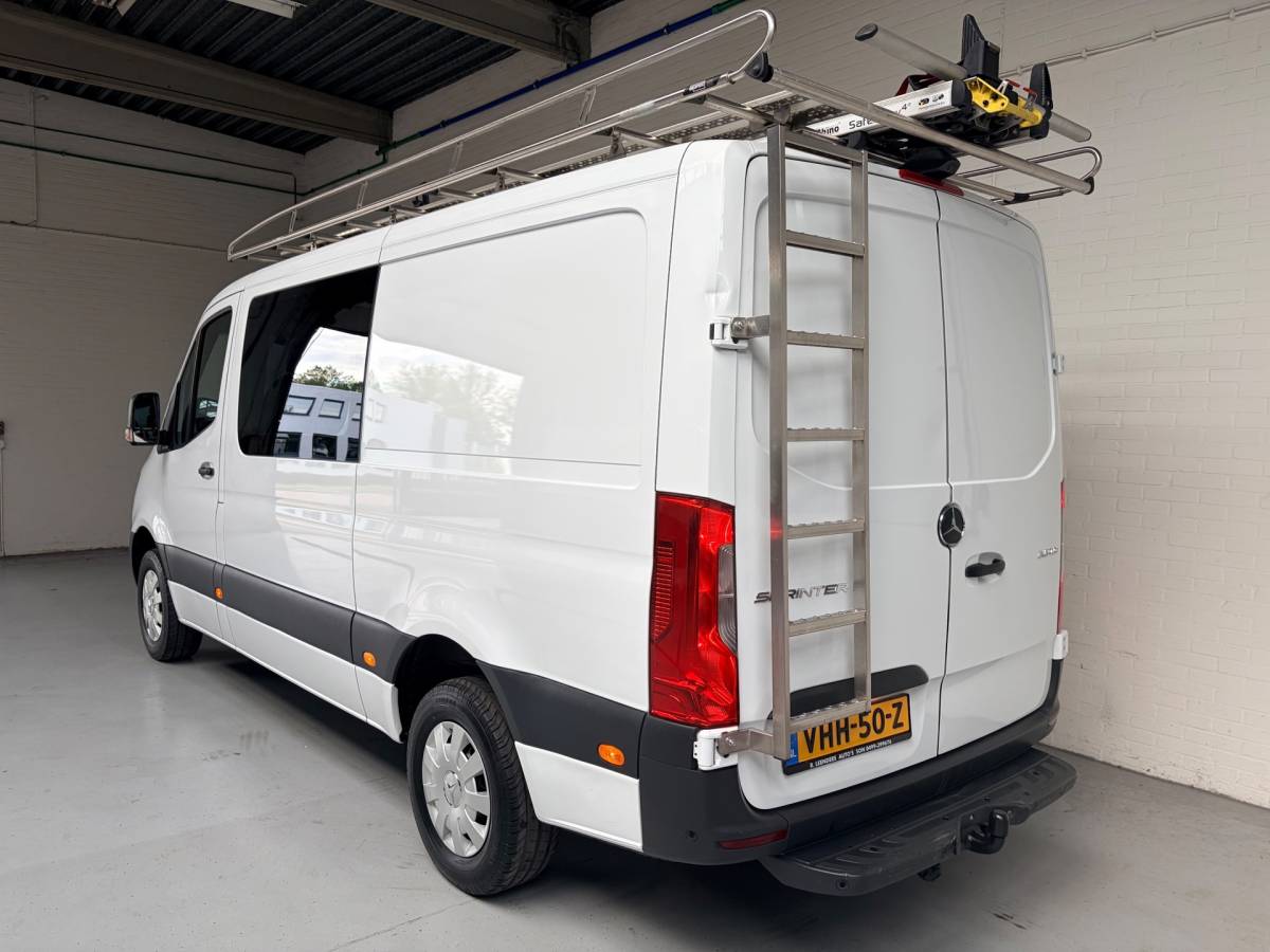 Mercedes-Benz Sprinter Mercedes-Benz Sprinter Dubbel Cabine Automaat 315 1.9 CDI 150pk L2H1 Imperiaal, Inrichting, Omvormer, Trekhaak, RIJKLAARPRIJS