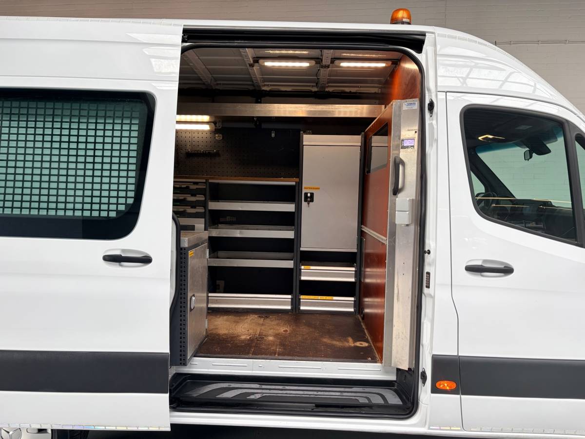 Mercedes-Benz Sprinter Mercedes-Benz Sprinter Automaat Servicewagen 314 2.2 CDI 140PK L2H2 euro6 BOTT, Victron V230, Standkachel Trekhaak RIJKLAARPRIJS