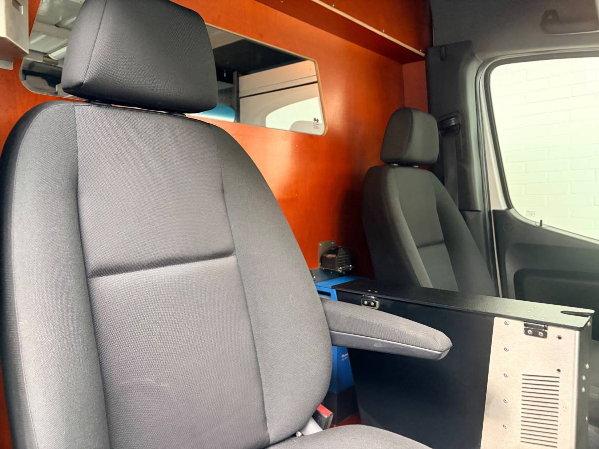 Mercedes-Benz Sprinter Mercedes-Benz Sprinter Automaat Servicewagen 314 2.2 CDI 140PK L2H2 euro6 BOTT, Victron V230, Standkachel Trekhaak RIJKLAARPRIJS