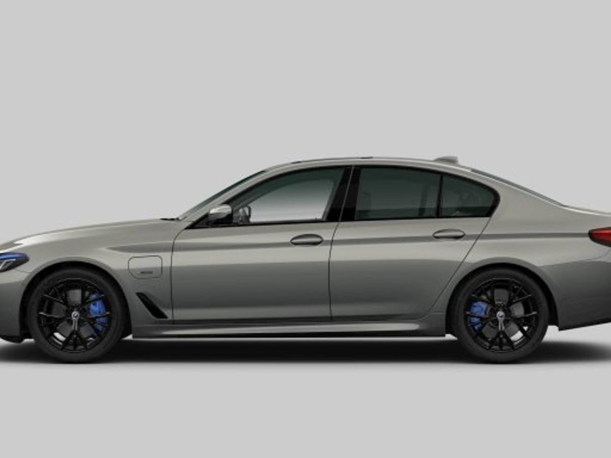 BMW 5 Serie BMW 5-serie 545e xDrive  Schuifdak | CoPilot | Laser | Stoelventilatie