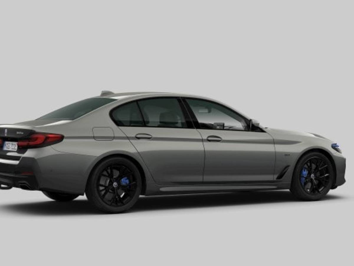 BMW 5 Serie BMW 5-serie 545e xDrive  Schuifdak | CoPilot | Laser | Stoelventilatie