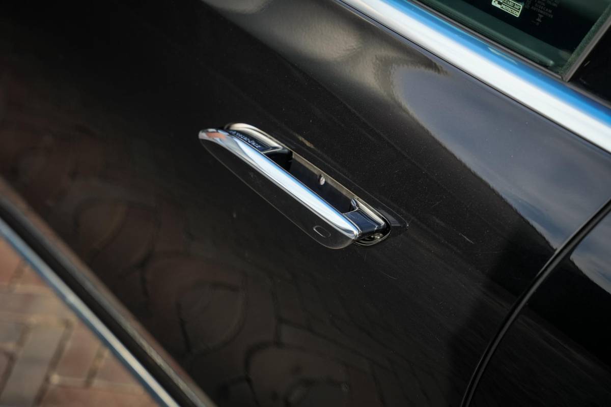 Mercedes-Benz E-Klasse Mercedes-Benz E-klasse E-klasse 200 AMG Hyperscreen Burmester Stoelkoeling 360 Camera
