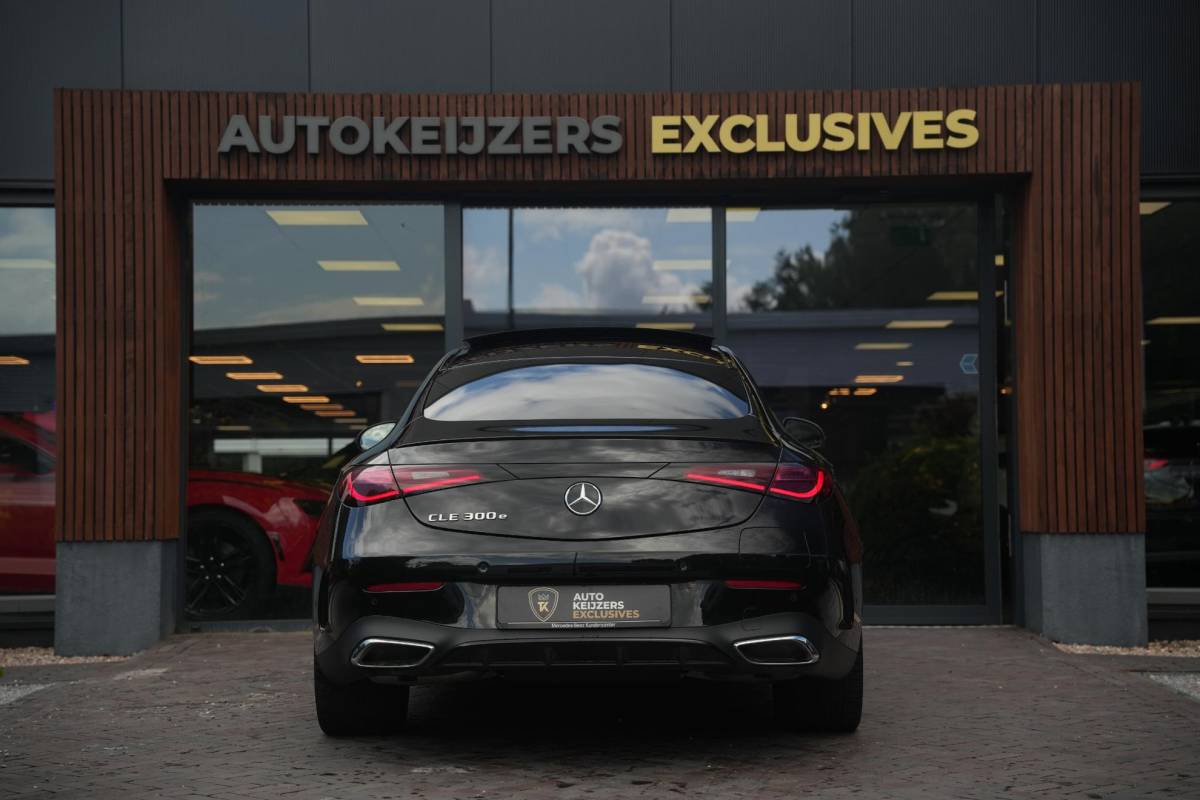 Mercedes-Benz CLE Mercedes-Benz CLE Coupé 300 e AMG Line Panoramadak Burmester Memory Ambient Keyless