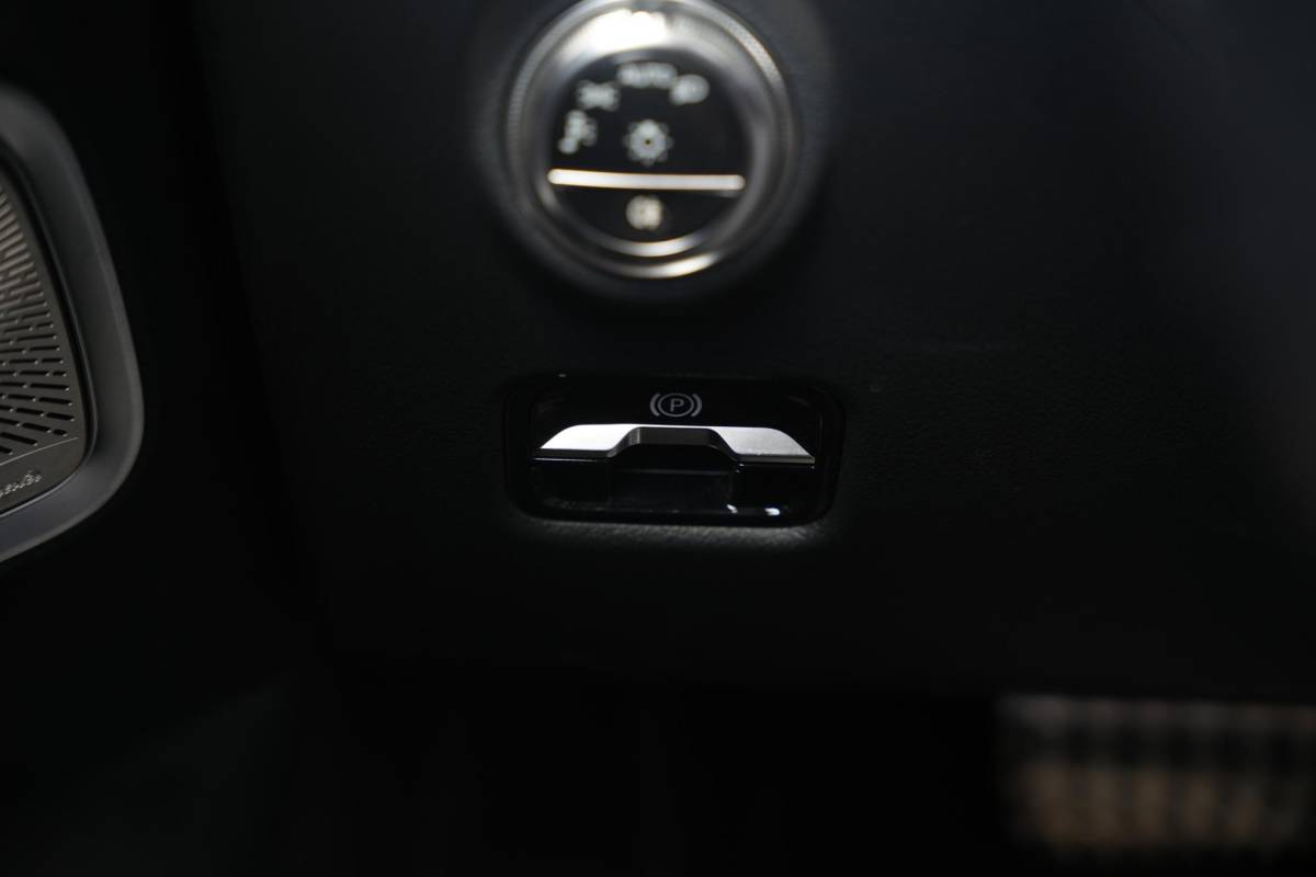Mercedes-Benz CLE Mercedes-Benz CLE Coupé 300 e AMG Line Panoramadak Burmester Memory Ambient Keyless