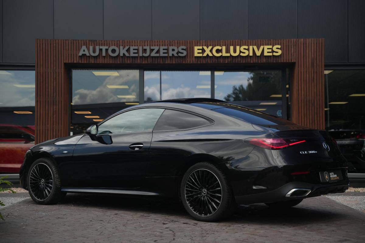 Mercedes-Benz CLE Mercedes-Benz CLE Coupé 300 e AMG Line Panoramadak Burmester Memory Ambient Keyless