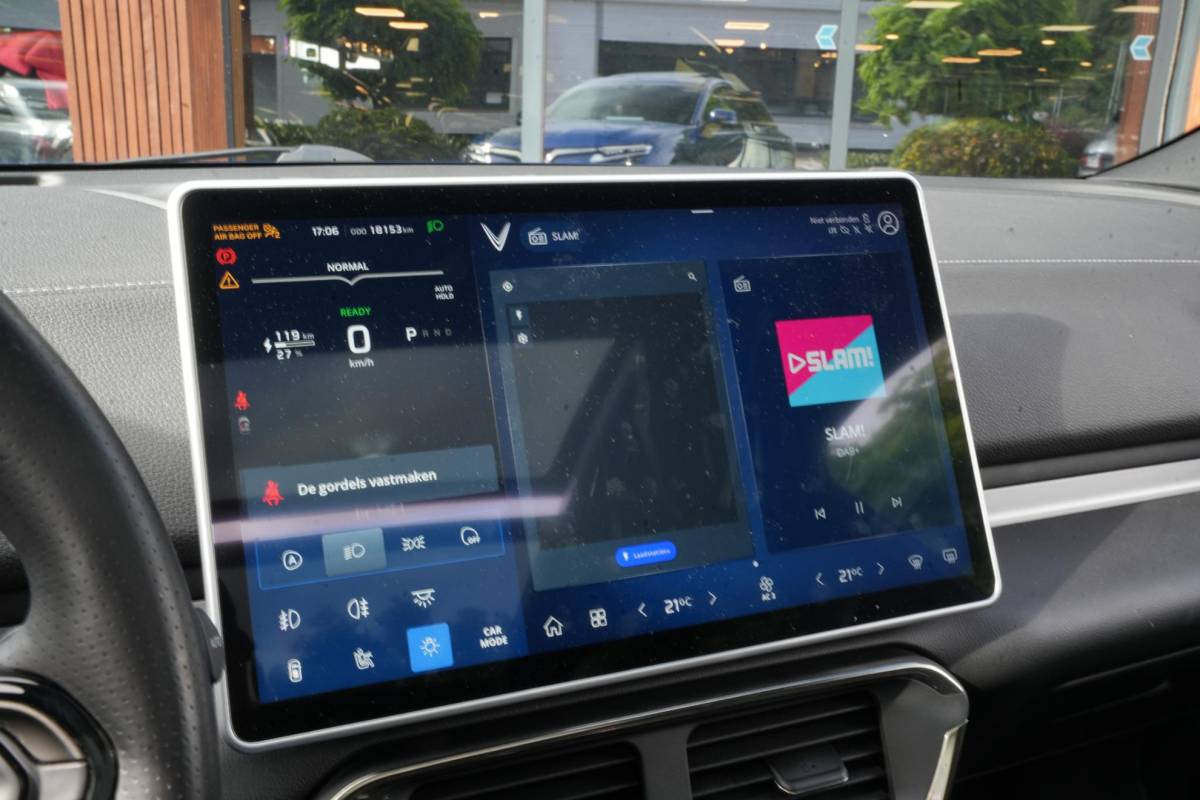 BYD SEAL U BYD Seal U VinFAST Plus 87.7 kWh Apple carplay Cruise control adaptief DAB Mistlampen voor Bots waarschuwing Stuurwielverw.