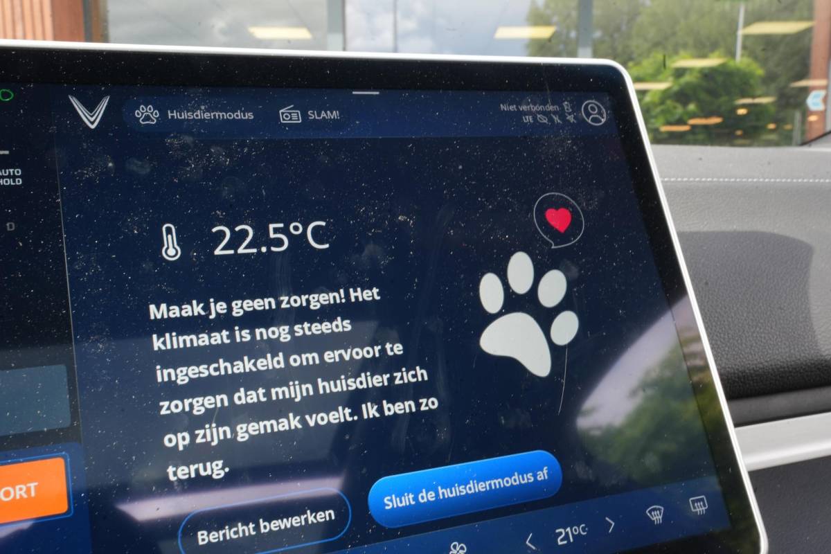 BYD SEAL U BYD Seal U VinFAST Plus 87.7 kWh Apple carplay Cruise control adaptief DAB Mistlampen voor Bots waarschuwing Stuurwielverw.