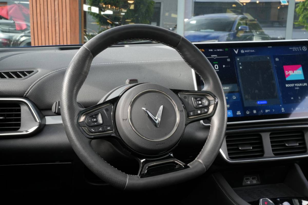 BYD SEAL U BYD Seal U VinFAST Plus 87.7 kWh Apple carplay Cruise control adaptief DAB Mistlampen voor Bots waarschuwing Stuurwielverw.