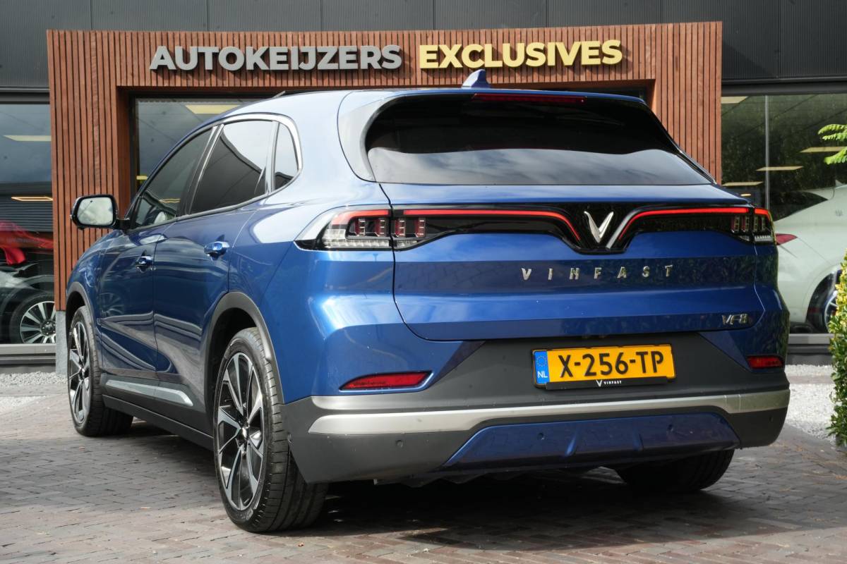 BYD SEAL U BYD Seal U VinFAST Plus 87.7 kWh Apple carplay Cruise control adaptief DAB Mistlampen voor Bots waarschuwing Stuurwielverw.