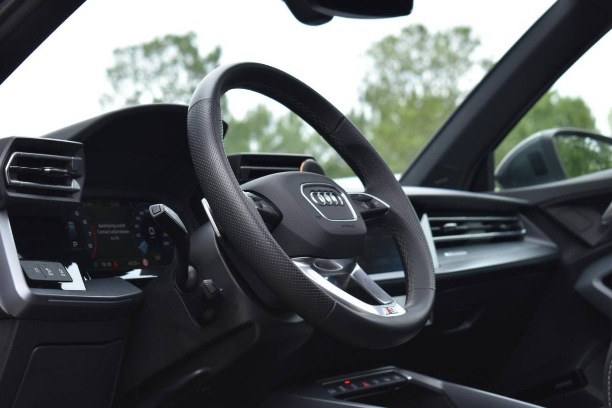 Audi A3 Audi A3 Sportback 35 TFSI 3X S-Line Pano Keyless Sonos Camera