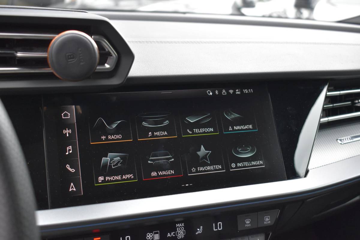 Audi A3 Audi A3 Sportback 35 TFSI 3X S-Line Pano Keyless Sonos Camera