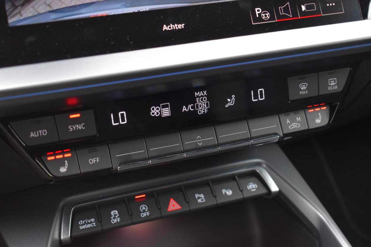 Audi A3 Audi A3 Sportback 35 TFSI 3X S-Line Pano Keyless Sonos Camera