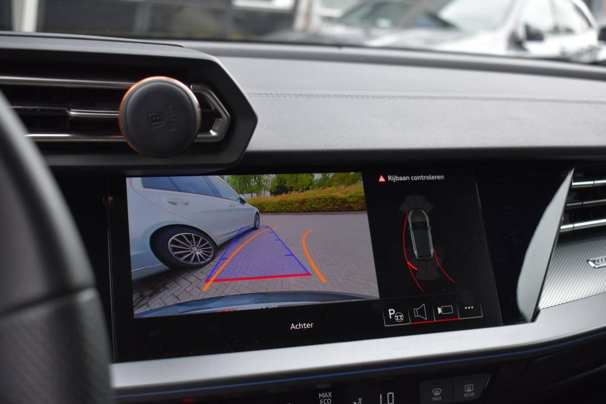 Audi A3 Audi A3 Sportback 35 TFSI 3X S-Line Pano Keyless Sonos Camera