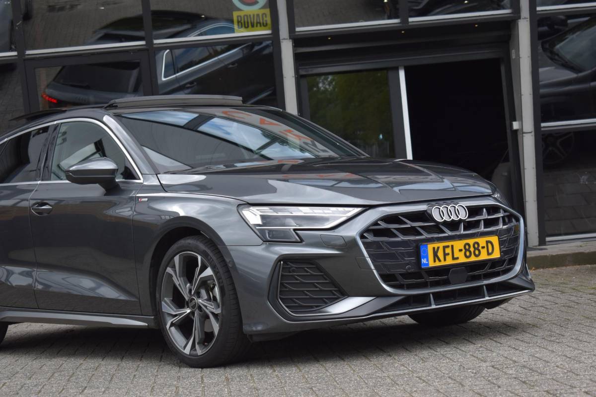 Audi A3 Audi A3 Sportback 35 TFSI 3X S-Line Pano Keyless Sonos Camera