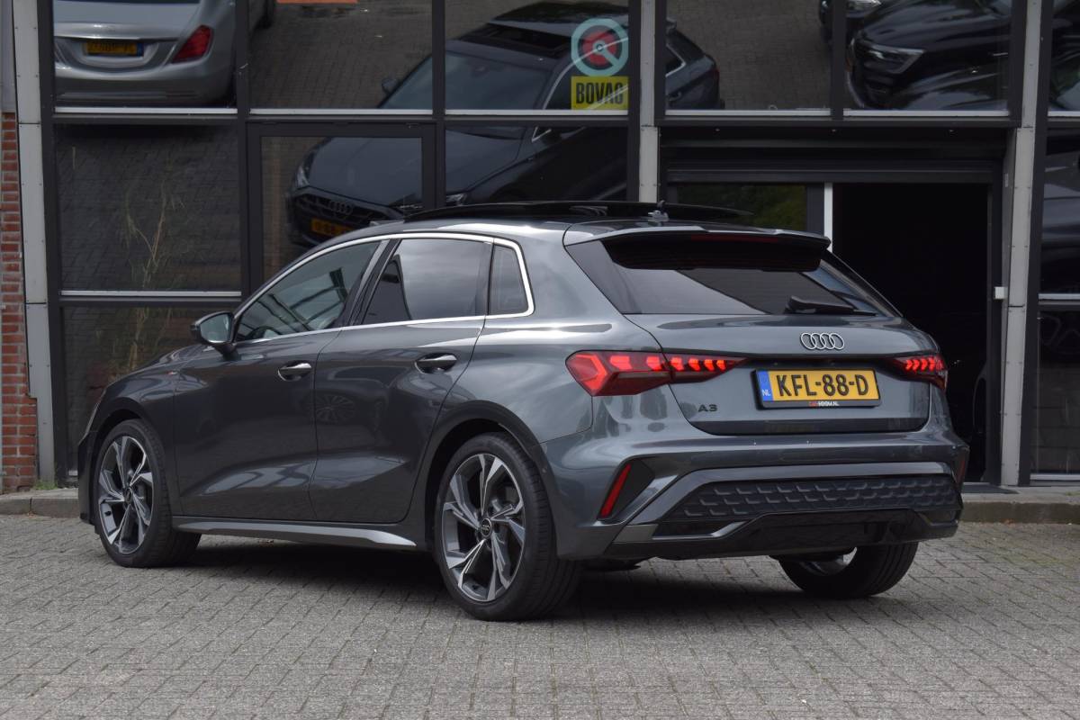 Audi A3 Audi A3 Sportback 35 TFSI 3X S-Line Pano Keyless Sonos Camera