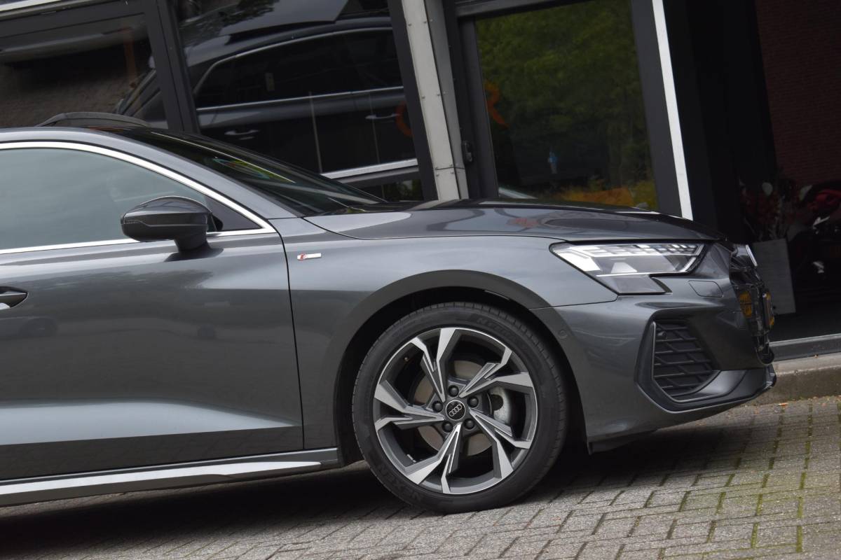 Audi A3 Audi A3 Sportback 35 TFSI 3X S-Line Pano Keyless Sonos Camera