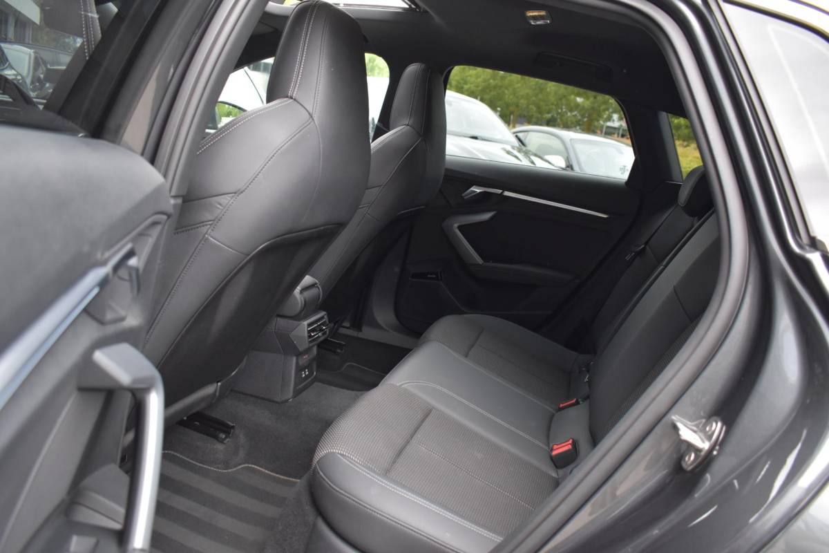 Audi A3 Audi A3 Sportback 35 TFSI 3X S-Line Pano Keyless Sonos Camera
