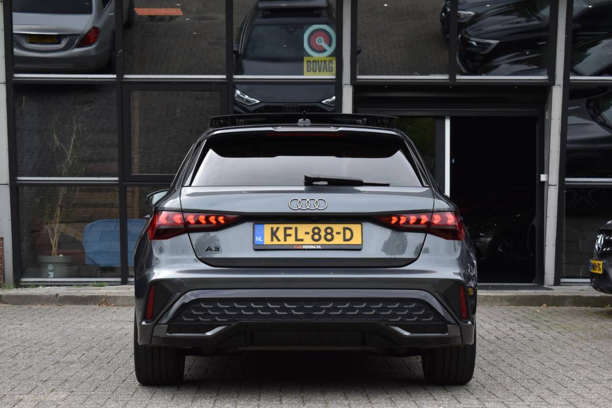 Audi A3 Audi A3 Sportback 35 TFSI 3X S-Line Pano Keyless Sonos Camera