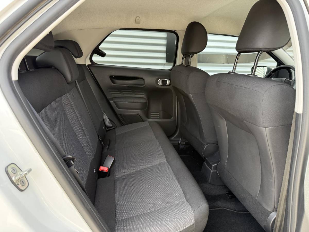 Citroën C4 Cactus Citroen C4 Cactus 1.2 PureTech Shine 1e Eigenaar|Camera|Cruise|PDC|Dealer onderhouden|Navi|Elek ramen|N.A.P|APK tot 01-2027