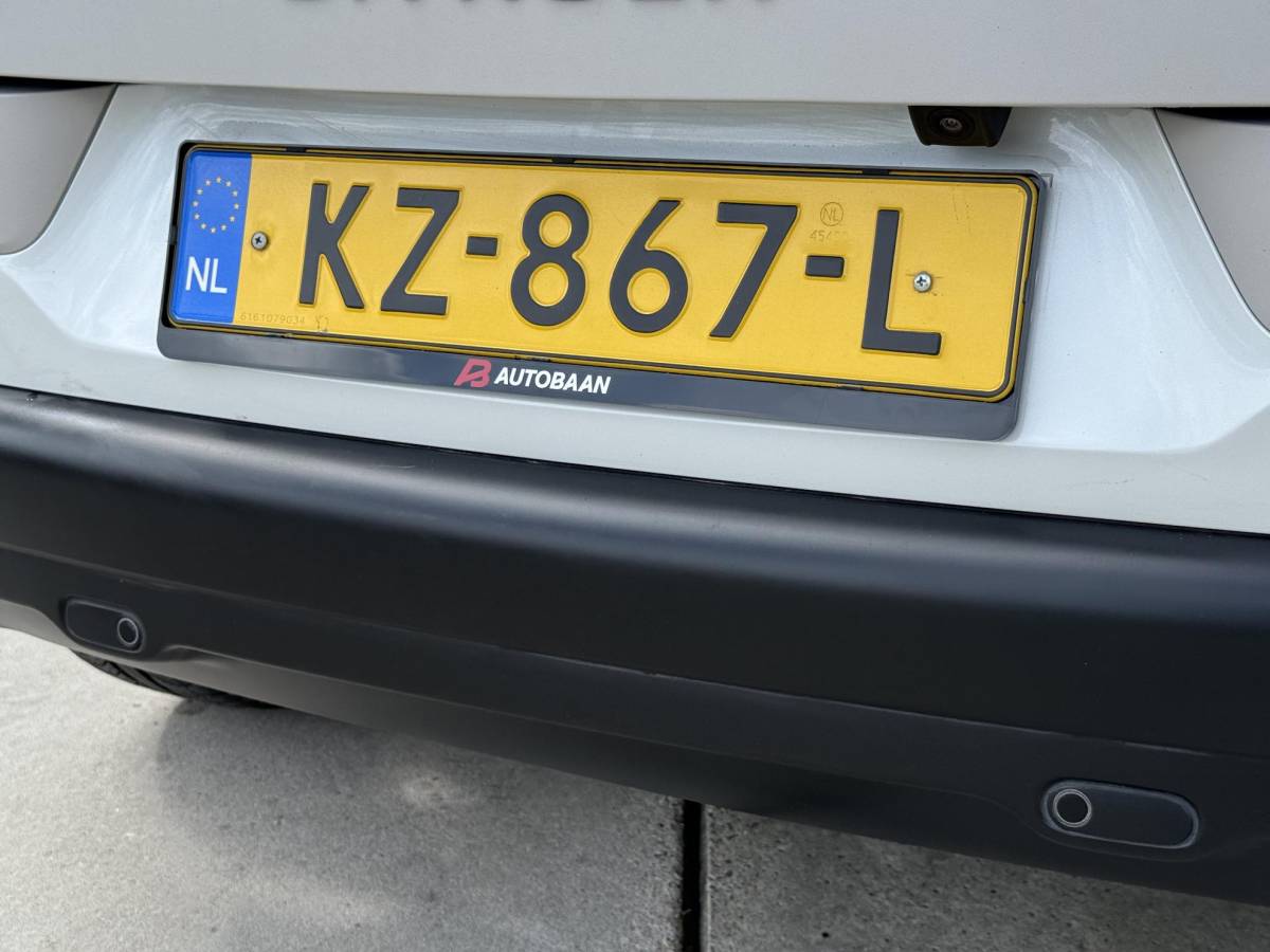 Citroën C4 Cactus Citroen C4 Cactus 1.2 PureTech Shine 1e Eigenaar|Camera|Cruise|PDC|Dealer onderhouden|Navi|Elek ramen|N.A.P|APK tot 01-2027