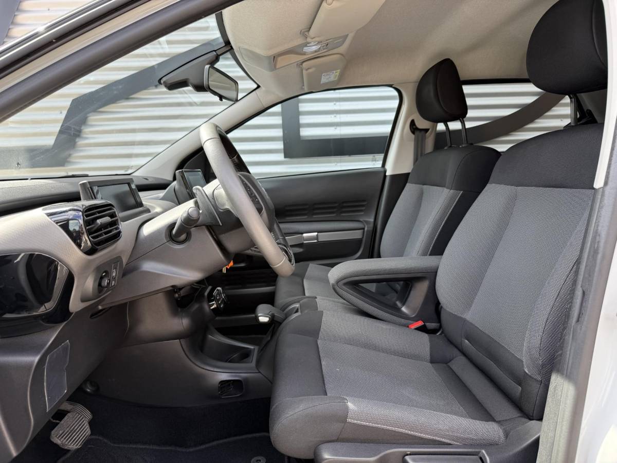 Citroën C4 Cactus Citroen C4 Cactus 1.2 PureTech Shine 1e Eigenaar|Camera|Cruise|PDC|Dealer onderhouden|Navi|Elek ramen|N.A.P|APK tot 01-2027