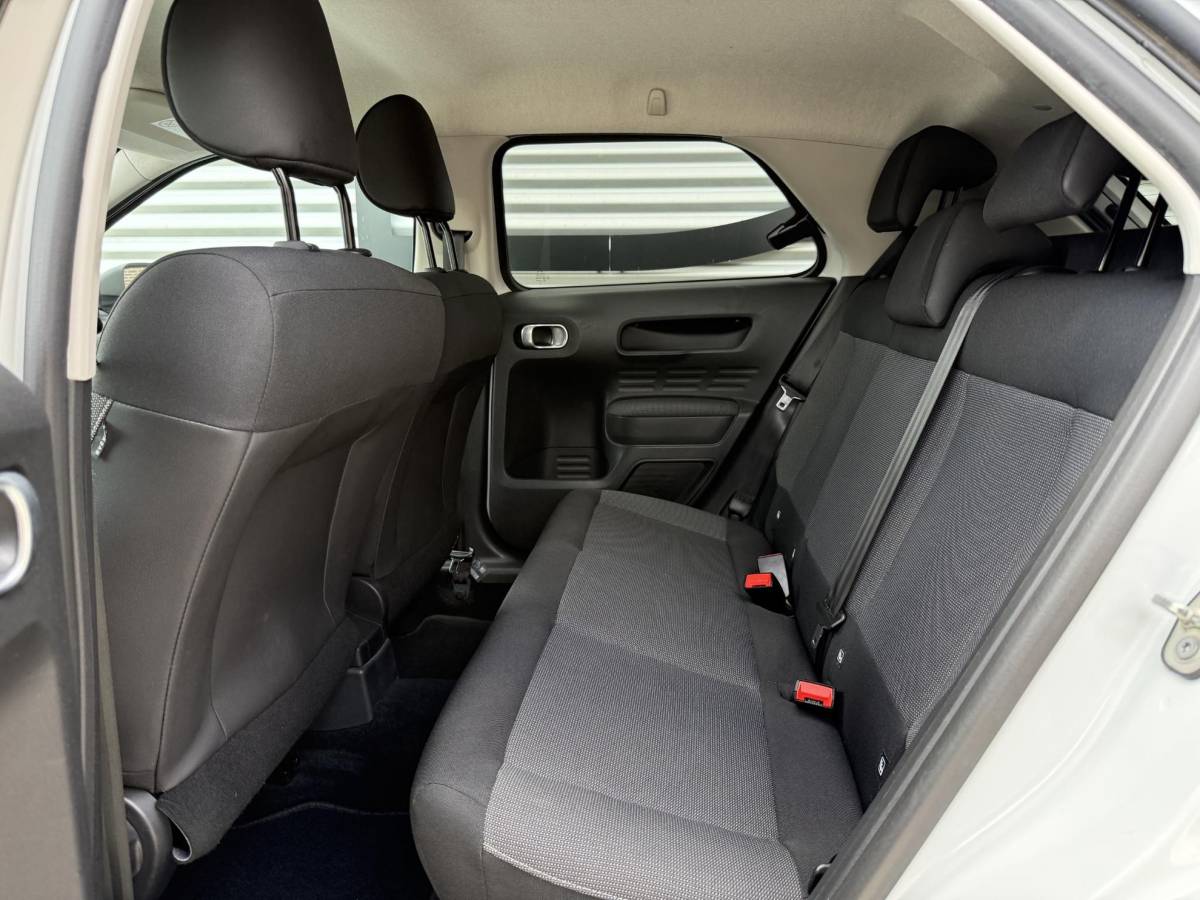 Citroën C4 Cactus Citroen C4 Cactus 1.2 PureTech Shine 1e Eigenaar|Camera|Cruise|PDC|Dealer onderhouden|Navi|Elek ramen|N.A.P|APK tot 01-2027