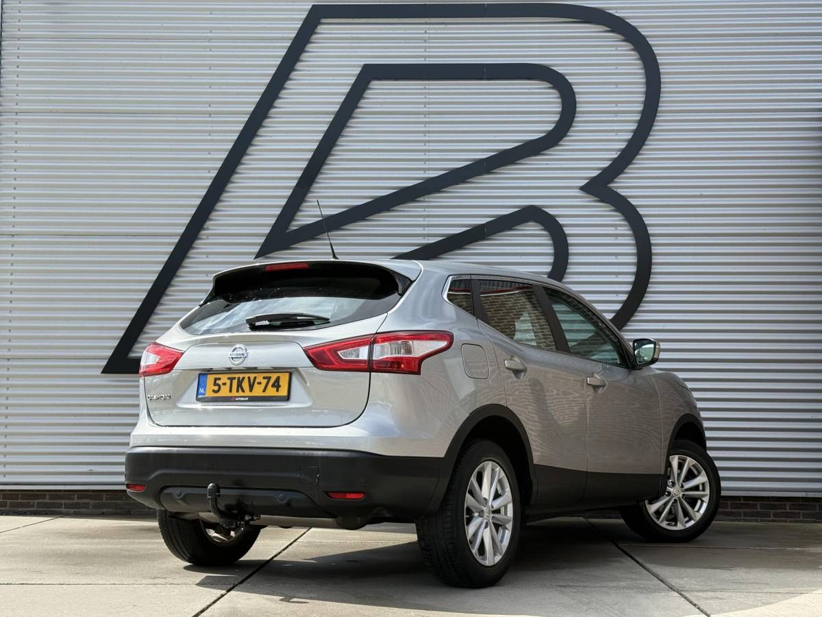 Nissan QASHQAI Nissan Qashqai 1.2 Acenta 2e Eigenaar|Clima|Cruise|Trekhaak|PDC V+A|Dealer onderhouden|N.A.P|Nieuwe APK bij aflevering